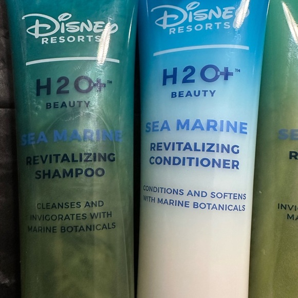 H2O+ Beauty Sea Marine Revitalizing Shampoo and Conditioner Set - Blue and Green - Picture 3 of 4